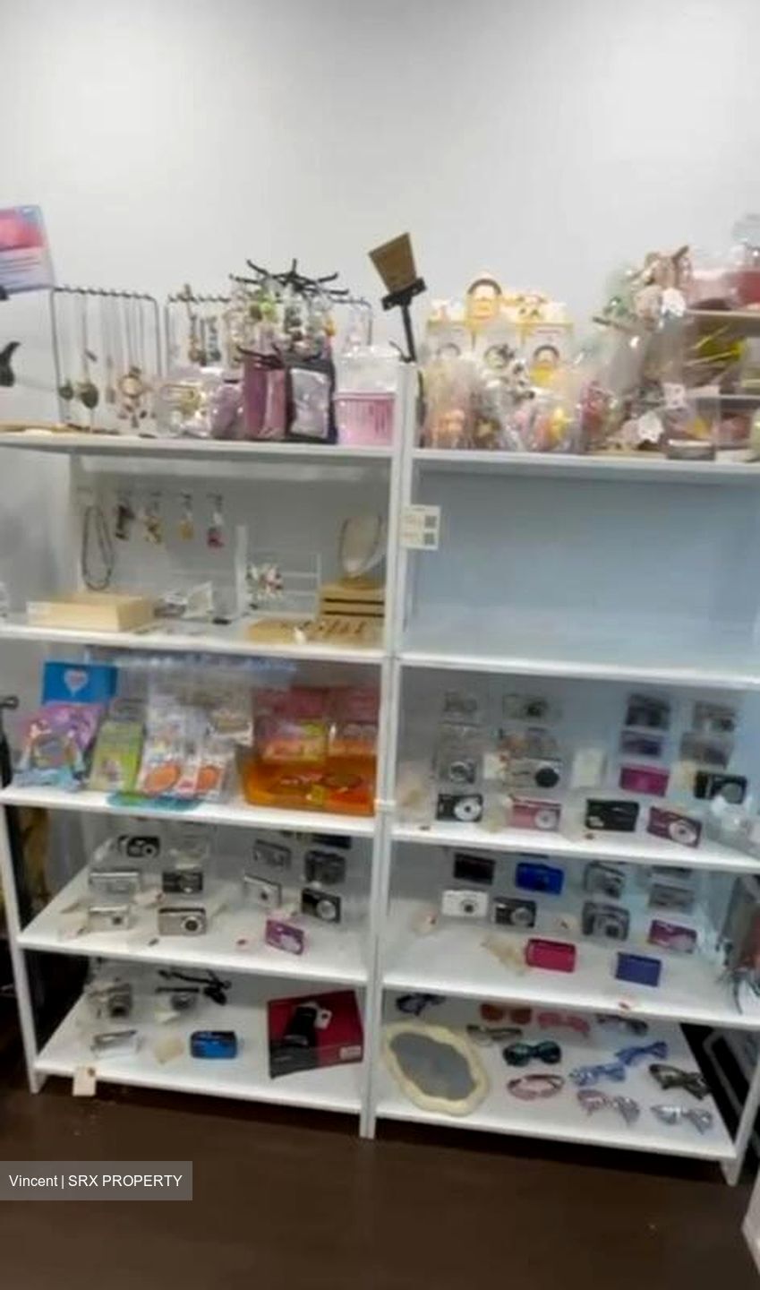 Queensway Tower / Queensway Shopping Centre (D3), Shop House #453040681